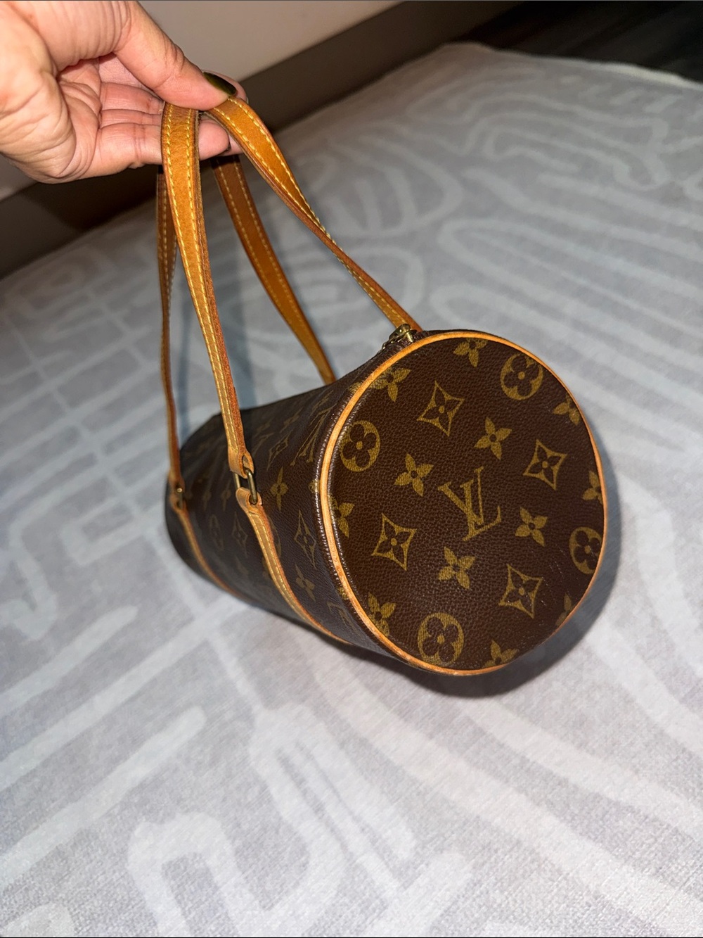 Louis Vuitton Papillon 30 Monogram Vintage Barrel Bag in Brown and Tan - Picture 2 of 4